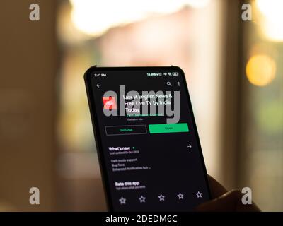 Assam, indien - November 29, 2020 : VI Logo auf Telefon Bildschirm Stock Bild. Stockfoto