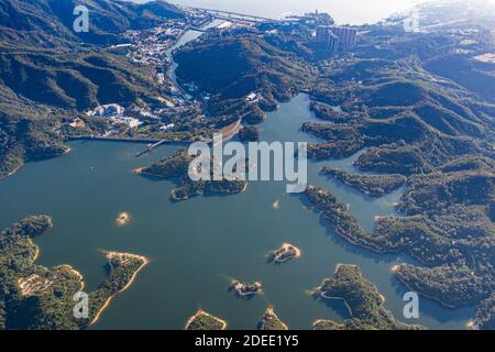 Luftaufnahme des Behälters Landschaft Stockfoto