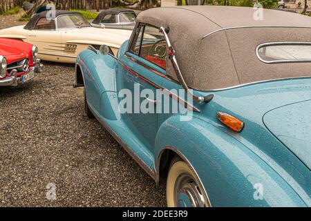 Oldtimer Daimler Mercedes Benz Cars in Reutte, Österreich Stockfoto