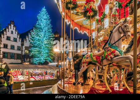 Weihnachtsmarkt, Romerberg Platz, Frankfurt am Main, Hessen, Deutschland Stockfoto