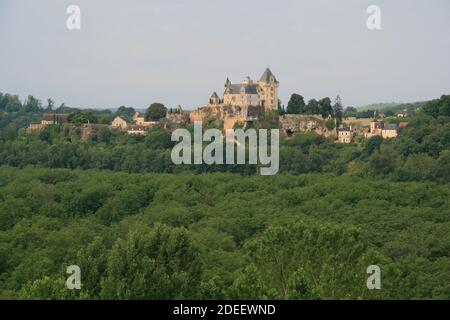 montfort Schloss und Kingle in vitrac in frankreich Stockfoto