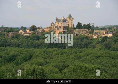 montfort Schloss und Kingle in vitrac in frankreich Stockfoto