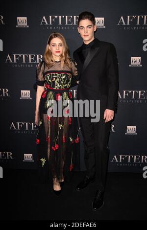 Die Schauspielerin Josephine Langford und der Schauspieler Hero Fiennes-Tiffin nehmen am 01. April 2019 an der Fotowand "After" im Hotel Royal Monceau Tombola in Paris, FrankreichFoto von David Niviere/ABACAPRESS.COM Teil Stockfoto