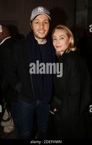 Vianney und Emmanuelle Beart bei der Buchpräsentation von Alejandro G. Roemmers 'Le Retour du Jeune Prince' am 10. April 2019 im Atelier des Lumieres in Paris, Frankreich. Foto von Jerome Domine/ABACAPRESS.COM Stockfoto