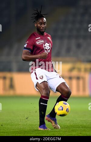 Turin, Italien - 30. November 2020: Soualiho Meite des FC Turin im Einsatz während des Fußballspiels der Serie A zwischen dem FC Turin und UC Sampdoria. Das Spiel endete 2-2 Unentschieden. Kredit: Nicolò Campo/Alamy Live Nachrichten Stockfoto
