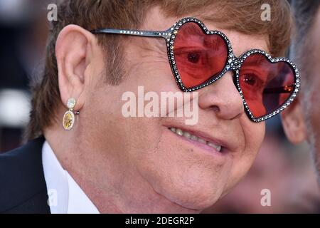 Elton John nimmt an der Vorführung von "Rocket man" während der 72. Jährlichen Filmfestspiele von Cannes am 16. Mai 2019 in Cannes, Frankreich, Teil. Foto von Lionel Hahn/ABACAPRESS.COM Stockfoto