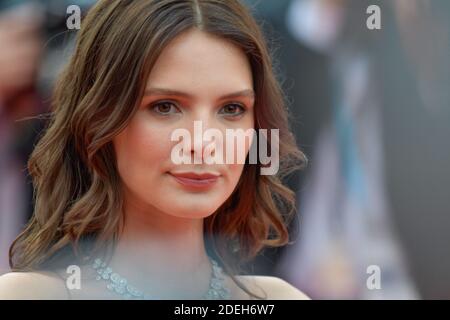 Josephine Japy bei der Premiere von La Belle Epoque während der 72. Filmfestspiele von Cannes in Cannes, Frankreich am 20. Mai 2019. Foto von Julien Reynaud/APS-Medias/ABACAPRESS.COM Stockfoto