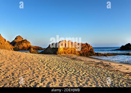 Pfeiffer Beach am Pfeiffer State Park in Big Sur, Kalifornien. Stockfoto