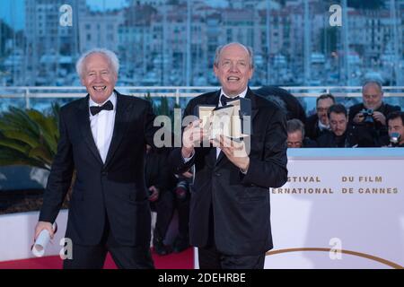 Jean-Pierre Dardenne und Luc Dardenne, Gewinner des Preises für die beste Regie für den Film Le Jeune Ahmed, der während der Gewinnerfotocall im Rahmen der 72. Internationalen Filmfestspiele von Cannes am 25. Mai 2019 in Cannes posiert. Foto von Aurore Marechal/ABACAPRESS.COM Stockfoto