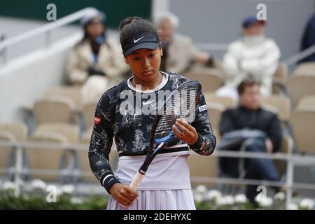 Die japanische Naomi Osaka spielt am 2019 28. Mai 2019 in der ersten Runde der BNP Paribas Tennis French Open im Roland-Garros-Stadion, Paris, Frankreich. Foto von Henri Szwarc/ABACAPRESS.COM Stockfoto