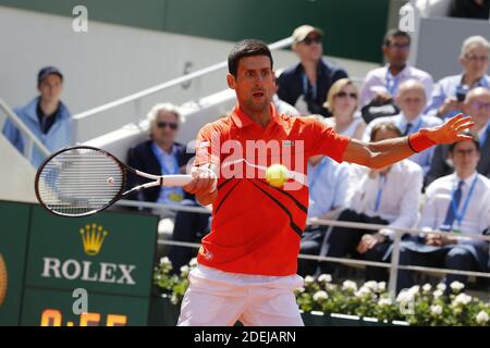 Novak Djokovic spielt im Finale 1/4 der BNP Paribas Tennis French Open 2019 am 6. Juni 2019 im Roland-Garros-Stadion in Paris. Foto von Henri Szwarc/ABACAPRESS.COM Stockfoto