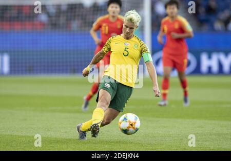 Janine VAN WYK in Aktion während des Spiels der FIFA Frauen-Weltmeisterschaft Frankreich 2019 Gruppe B Spiel zwischen Südafrika und China, im Parc des Princes Stadion am 13. Juni 2019 in Paris, Frankreich. Foto von Loic Baratoux/ABACAPRESS.COM Stockfoto