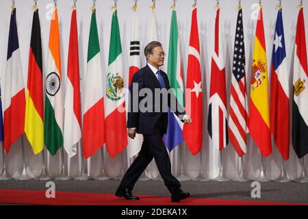 Südkoreas Präsident Moon Jae-in geht am 28. Juni 2019 auf dem G20-Gipfel in Osaka, Japan, zu Fuß. Foto von Ludovic Marin/Pool/ABACAPRESS.COM Stockfoto