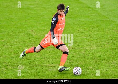 Danzig, Polen. November 2020. Dusan Kuciak von Lechia gesehen in Aktion während der polnischen Ekstraklasa Spiel zwischen Lechia Danzig und Lech Posen.(Endstand; Lechia Danzig 0:1 Lech Posen) Credit: SOPA Images Limited/Alamy Live News Stockfoto