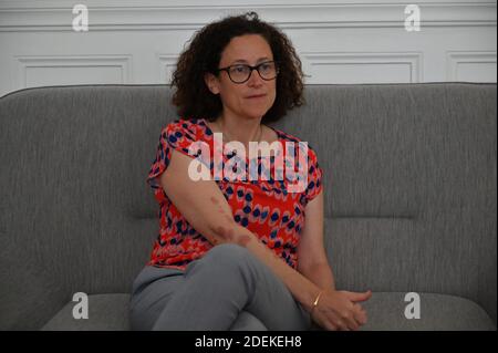Interview mit der französischen Umweltministerin Emmanuelle Wargon am 26. Juni 2019 im Büro des Ministeriums für Ökologische Transformation in Paris. Foto von Elodie Gregoire/ABACAPRESS.COM Stockfoto