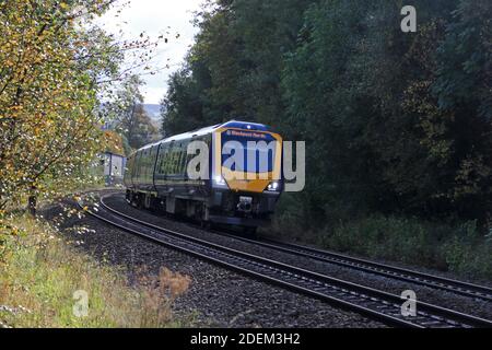 Northern Rail-Personenzug auf der Trans-pennine-Bahnstrecke von Leeds Richtung Manchester und Blackpool Stockfoto