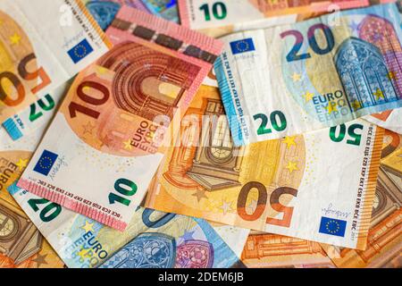 Euro Money, 10, 20, 50 Euro Banknoten Hintergrund, Nominalwert 10, 20, 50 Euro Stockfoto