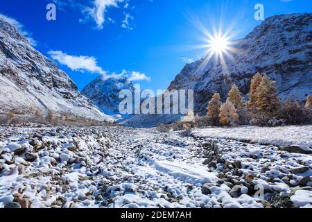 Geographie / Reisen, Schweiz, Wallis, Mt. Collon, 3637 m, Arolatal (Arolla Valley), zusätzliche-Rechte-Freigabe-Info-nicht-verfügbar Stockfoto