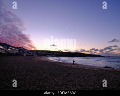 St. Ives Porthmeor Beach Sonnenuntergang Makrele Sky Stockfoto