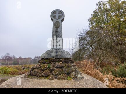 Das Victoria Monument erinnert an Königin Victoria, die ihre Truppen auf dem Chobham Common im Great Camp 1853 inspiziert, Chobham, Surrey Heath, Surrey Stockfoto