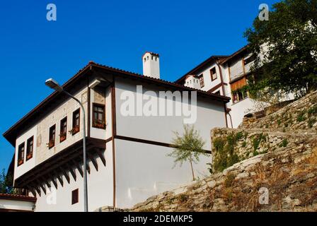 Heritage weiße osmanische Häuser in Safranbolu, Türkei. UNESCO-Weltkulturerbe. Stockfoto