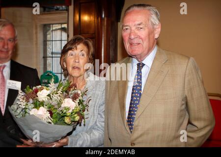 Northleach, Großbritannien. September 2018. Archivfoto 2018. September, Lady Vestey, die Patenmutter des Herzogs von Sussex, die im Alter von 71 Jahren plötzlich gestorben ist, im September 2018 mit Ehemann Lord Vestey in ihrem Heimatpark Stowel Park in der Nähe von Cirencester, Gloucestershire, England. Kredit: Thousand Word Media Ltd/Alamy Live Nachrichten Stockfoto