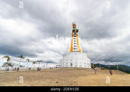 Die massive marienstatue des Montemaria International Pilgrimage and Conference Centre in Batangas, Philippinen Stockfoto