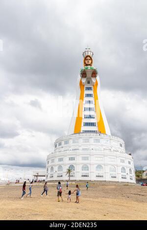 Die massive marienstatue des Montemaria International Pilgrimage and Conference Centre in Batangas, Philippinen Stockfoto