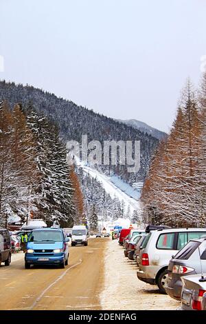 ZAKOPANE, POLEN - 31. DEZEMBER 2010: Die große Krokiew 9in polnischer krokiew bedeutet Rasser) Stockfoto