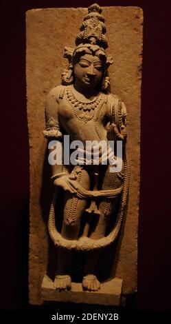 Aufseher von Vishnu mit Diskus. Sandstein, c. 11. Jahrhundert. Zentralindien. Dallas Museum of Art. Staat von Texas. Usa. Stockfoto