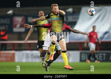 MORECAMBE, ENGLAND. 1. DEZEMBER Chris Taylor von Barrow in Aktion während des Sky Bet League 2 Spiels zwischen Morecambe und Barrow in der Globe Arena, Morecambe am Dienstag, 1. Dezember 2020. (Kredit: Mark Fletcher, Mi News) Kredit: MI Nachrichten & Sport /Alamy Live Nachrichten Stockfoto