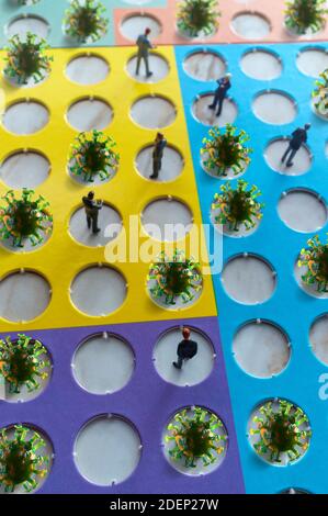 Miniaturunternehmer üben soziale Distanzierung, um die Ausbreitung des tödlichen Coronavirus zu verlangsamen Stockfoto