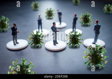 Miniaturunternehmer üben soziale Distanzierung, um die Ausbreitung des tödlichen Coronavirus zu verlangsamen Stockfoto