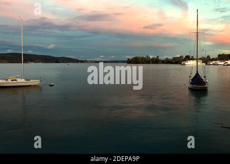 Sonnenuntergang am Lago Maggiore Stockfoto