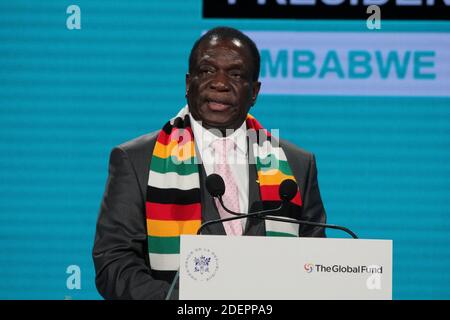 Zimbabwe Präsident Emmerson Mnangagwa hält eine Rede auf der Konferenz des Globalen Fonds zur Bekämpfung von HIV, Tuberkulose und Malaria am 10. oktober 2019 in Lyon, Zentralfrankreich. Der Globale Fonds zur Bekämpfung von AIDS, Tuberkulose und Malaria hat eine Initiative zur Aufhebung von Milliarden zur Bekämpfung globaler Epidemien eröffnet, steht aber angesichts der Müdigkeit der Spender vor einem harten Kampf. Foto von Mathis Boussuge/ABACAPRESS.COM Stockfoto