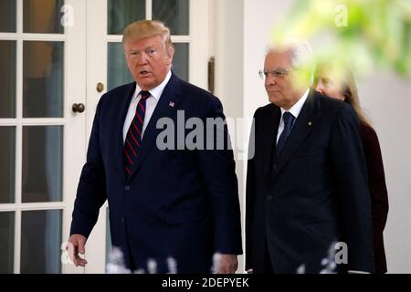 US-Präsident Donald Trump geht vor ihrem Treffen am 16. Oktober 2019 mit dem italienischen Präsidenten Sergio Mattarella zum Oval Office des Weißen Hauses in Washington. Foto von Yuri Gripas/ABACAPRESS.COM Stockfoto