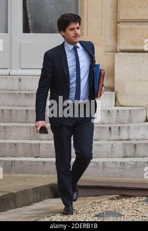 Der französische Minister für Städte und Wohnungswesen Julien Denormandie verlässt am 30. Oktober 2019 den Elysée-Palast in Paris. Foto von Julie Sebadelha/ABACAPRESS.COM Stockfoto