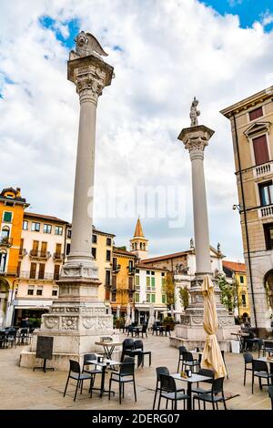 Säulen auf der Piazza dei Signori in Vicenza, Italien Stockfoto