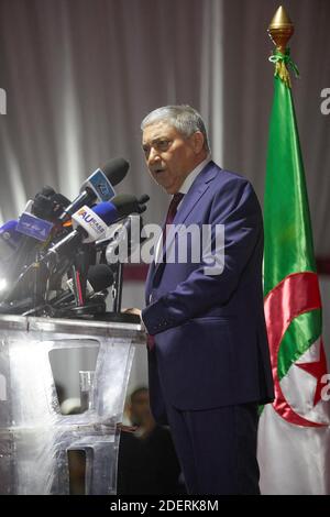 Ali Benflis hält am 10. November 2019 eine Pressekonferenz in Algier, Algerien, ab. Ali Benflis ist einer der fünf Kandidaten für die bevorstehenden Präsidentschaftswahlen im Dezember. Foto von Ammi Louiza/ABACAPRESS.COM Stockfoto