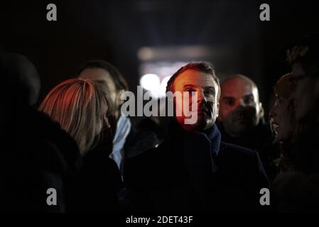 Der französische Präsident Emmanuel Macron nimmt am 21. November 2019 an einer Ton- und Lichtshow zur Feier des 800. Jahrestages der Kathedrale von Amiens in seiner Heimatregion Amiens Teil. Foto von ELIOT BLONDT/ABACAPRESS.COM Stockfoto