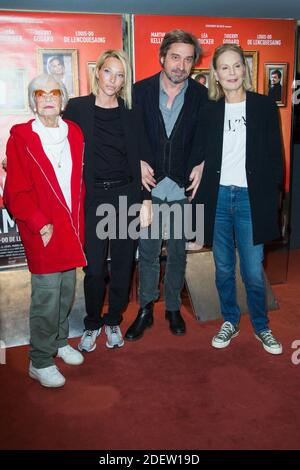 Brigitte Auber, Laura Smet, Louis-do de Lencquesaing und Marthe Keller bei der Ankunft in 'La Sainte Famille' Filmpremiere am UGC Les Halles in Paris, Frankreich am 19. Dezember 2019. Foto von Nasser Berzane/ABACAPRESS.COM Stockfoto