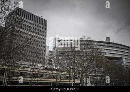 Illustration RATP Hauptsitz ( HQ ) am 27. Dezember 2019 in Paris während eines Streiks der öffentlichen Verkehrsmittel. Alle Gewerkschaften von RATP, der Pariser Verkehrsbehörde, die die Metrolinien der Hauptstadt betreibt, begannen am 5. Dezember einen Streik, um gegen die Reform der Rentensysteme und das Ende ihrer Sonderregelungen zu protestieren. Foto von Eliot Blondt/ABACAPRESS.COM Stockfoto