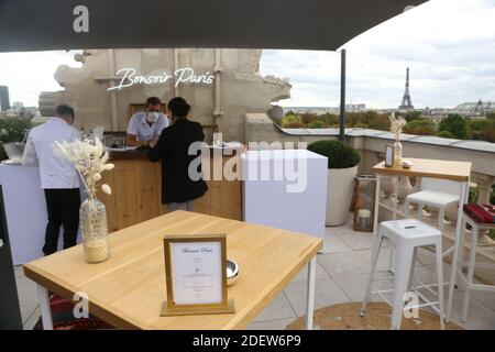 Wiedereröffnung des Hotel de Crillon Rooftop 'Bonsoir Paris' nach monatelanger Schließung wegen Covid-19 Pandemie in Paris, am 24. August 2020 Frankreich. Foto von Jerome Domine/ABACAPRESS.COM Stockfoto