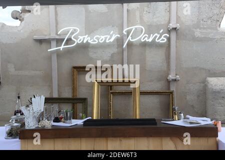 Wiedereröffnung des Hotel de Crillon Rooftop 'Bonsoir Paris' nach monatelanger Schließung wegen Covid-19 Pandemie in Paris, am 24. August 2020 Frankreich. Foto von Jerome Domine/ABACAPRESS.COM Stockfoto