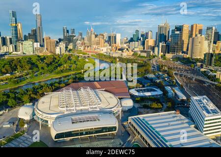 Luftbild von Melbourne Park, der Heimat des Australian Open Tennisturniers Stockfoto