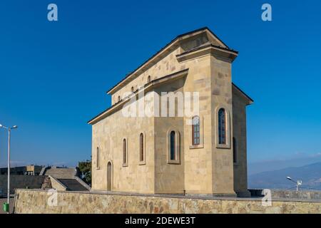 Tiflis, Georgien - 28 November, 2020: Kirche am Denkmal bekannt als Chronik von Georgien, Religion Stockfoto