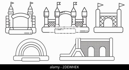 Set von Hüpfburgen aufblasbare Burgen. Turm und Ausrüstung für Kinderspielplatz. Vektor-Utline-Illustration Stock Vektor