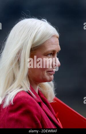 Amanda Milling MP (Con: Cannock Chase. Co-Vorsitzender der Konservativen Partei und Minister ohne Portfolio) in Downing Street nach einem Kabinettsmeetin Stockfoto