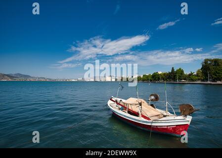 Volos, Griechenland, absolutes Touristenziel, Park, Promenade, Meer, Landschaft, Sommer, Meer. Stockfoto