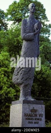 HAKON VII König von Norwegen 1905-1957 Skulptur als Prinz geboren Carl von Dänemark erster unabhängiger norwegischer Monarch seit 1387 Stockfoto